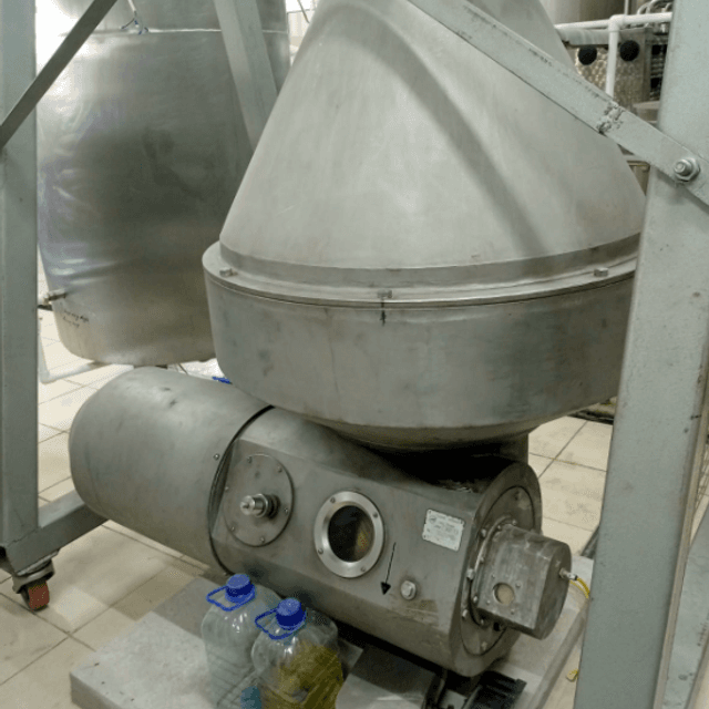 Сепаратор-сливкоотделитель ОСЦП-5 5куб/час пр-во Молния