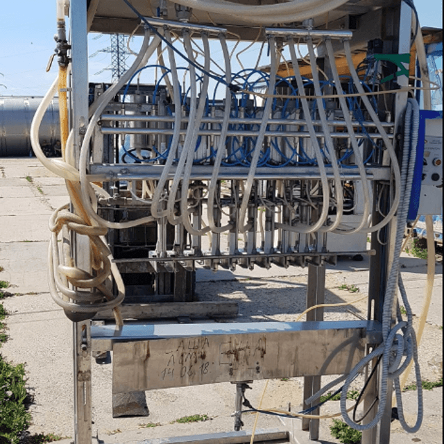 Автомат розлива линейный АРЛ-8с ПЭТ бутылка от 0,2 до 2,0 л