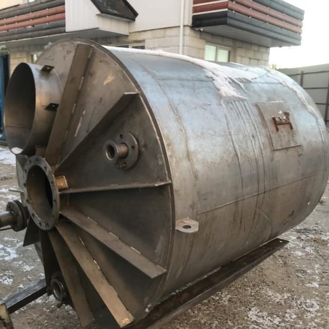 Емкость 3,5 м3 с конусом инв.8343