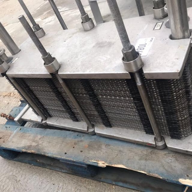 Теплообменник пластинчатый 5т Славутич инв.10849