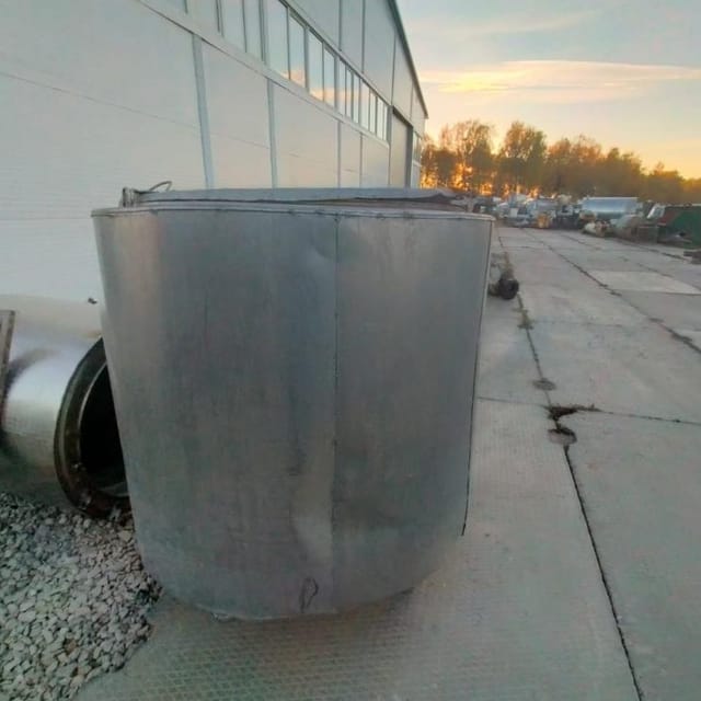 Ёмкость 1200л инв.8638