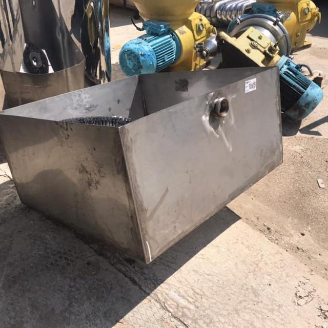 Накопительный бак 100 л инв.10615