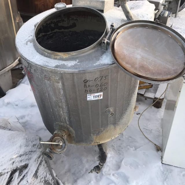 Ёмкость с рубашкой 250л инв.11197