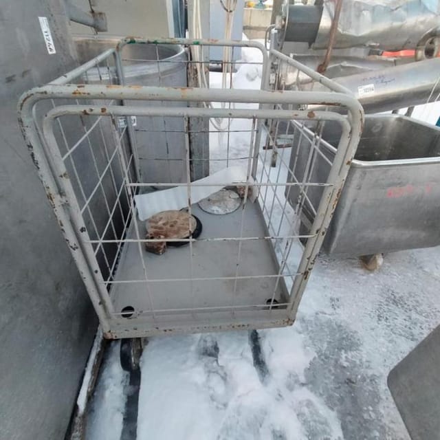 Тележка чёрная, корзина инв.10596