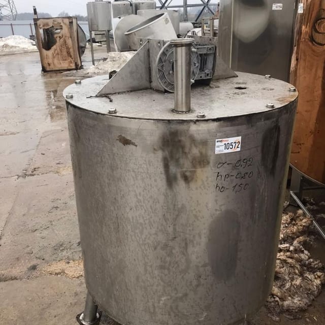 Емкость 500 л с ТЭНами со скребками инв.10572