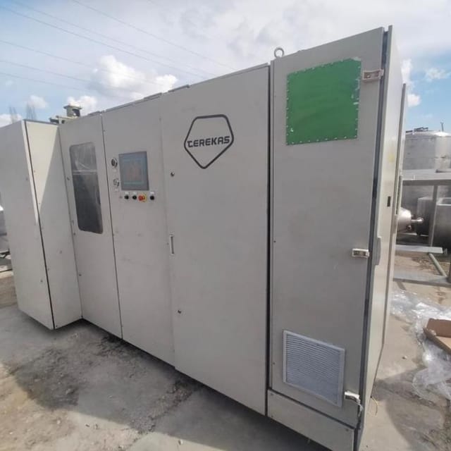 Автоматический выдув ПЭТ-бутылок TFA 4000 (Terеkas, Литва)  инв.10537