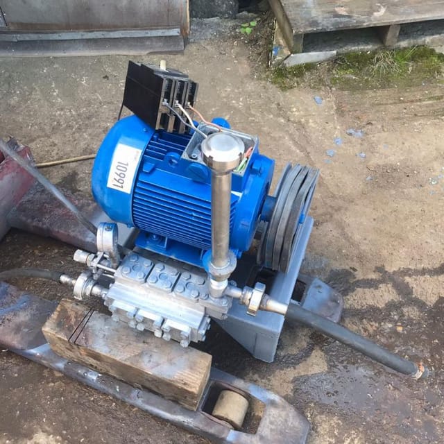 Гомогенизатор 500л без обшивки инв.10991