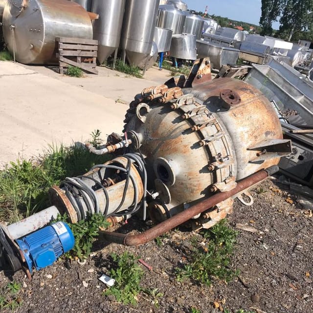 Реактор 630л. эмаль инв.10321