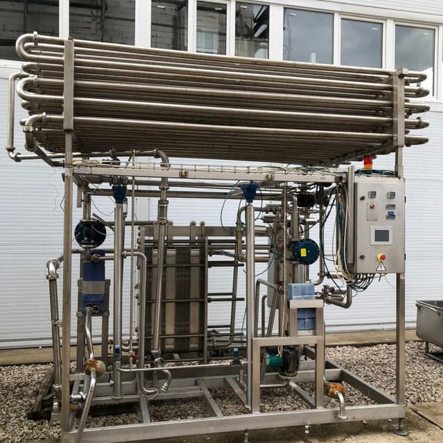 Пастеризационно-охладительная установка NIKOS 5000л-час инв.8554