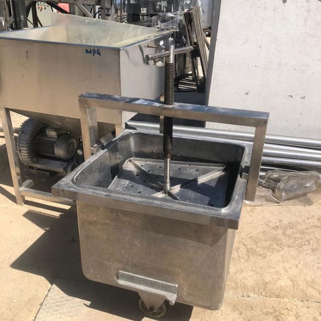 Чебурашка (пресс-тележка) инв.11541