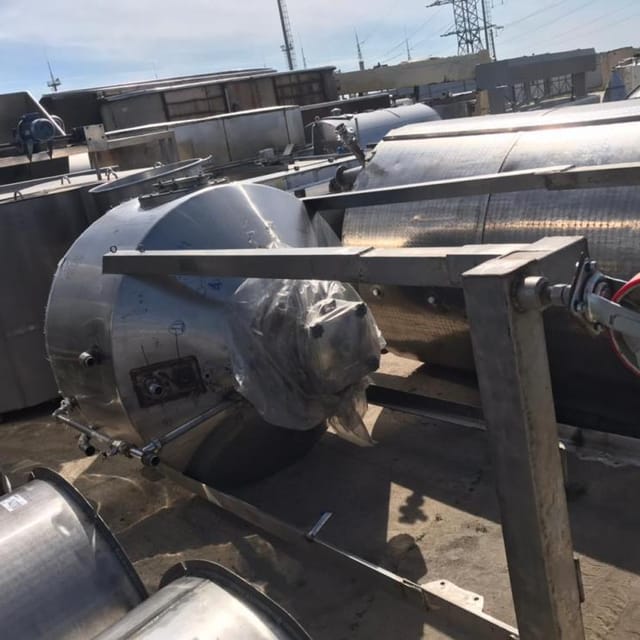 Емкость 2куба инв.14373