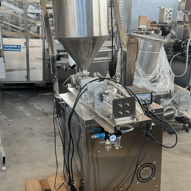 Фасовщик в трех-шовный пакет инв.9615