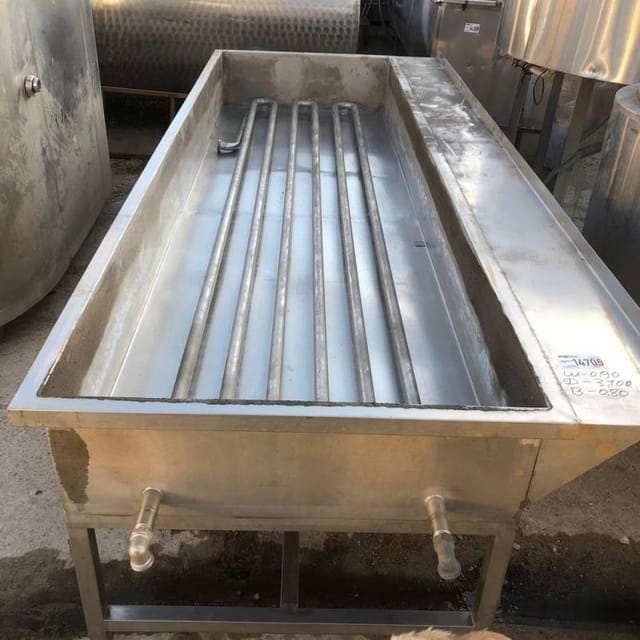 Ванна со змеевиком 0,8 куб.м инв.14705