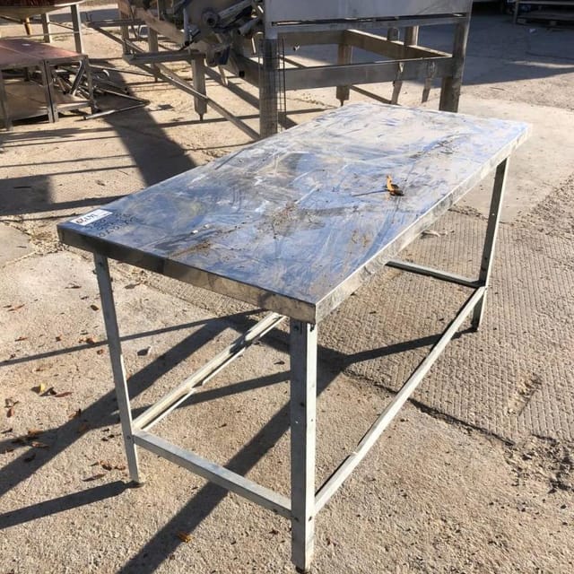 Стол, длина 1,5м инв.14729