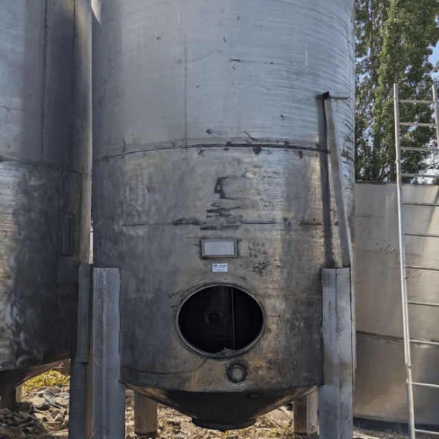 Емкости нержавеющие, объем 10 куб.м е.3181