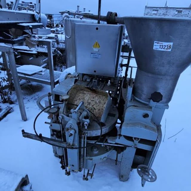 Автомат фасовки сладких сырков М6-АР2С инв.13235