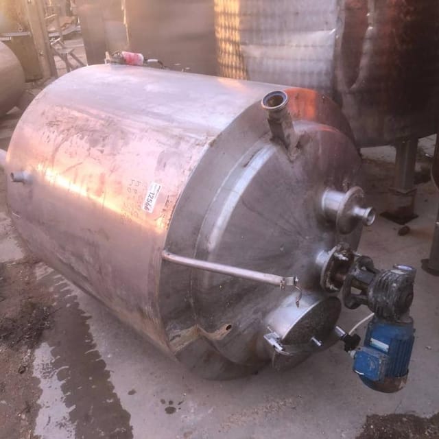 Емкость 700л с рубашкой инв.12566