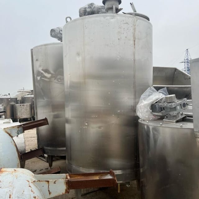 Емкость 2,5 с рубашкой, скребковой мешалкой инв.10131