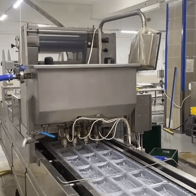 Термоформер MULTIVAC R260