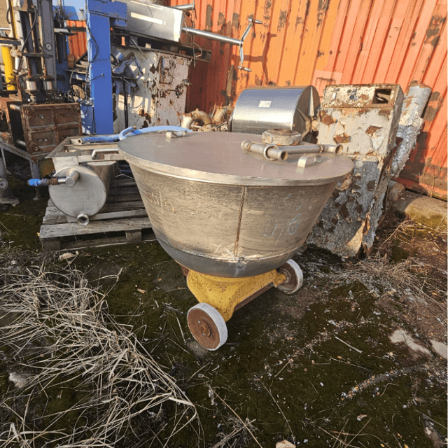 Дежи для тестомеса объемом 330л  инв.9842, инв.9840