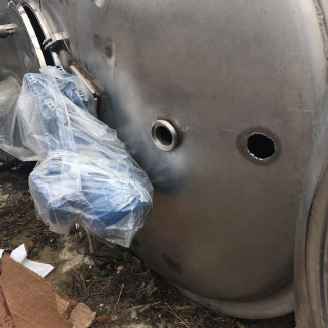 Емкость 2000л инв.7082