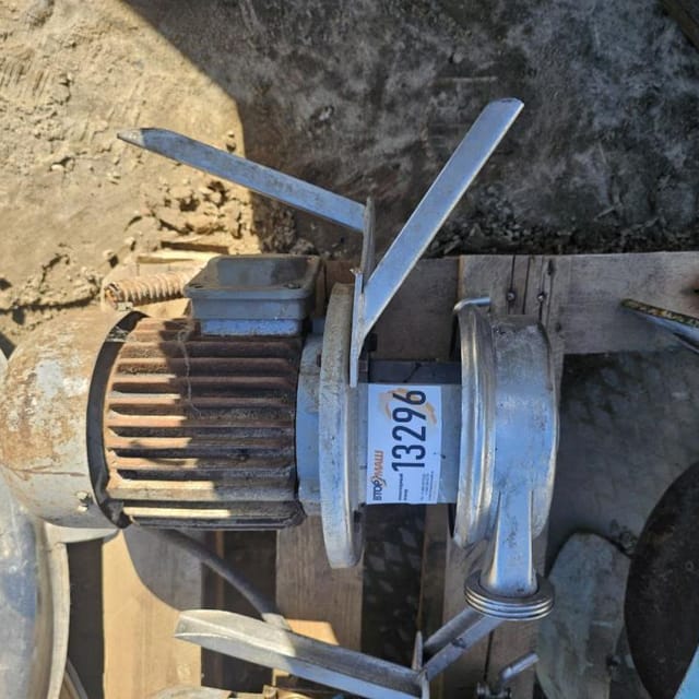 Насос 10т инв.13296
