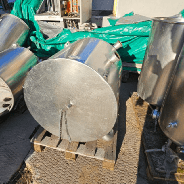 Емкость 400л одностенка инв.13230