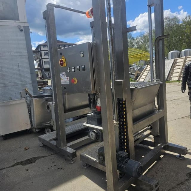 Фаршмешалка 150л с подъемником инв.13134