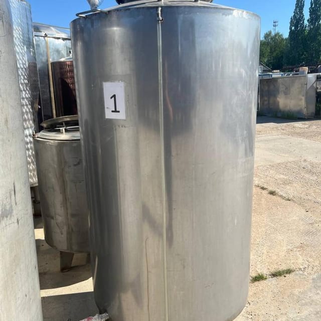 Емкости 1,1 куб.м одностенки инв.12744