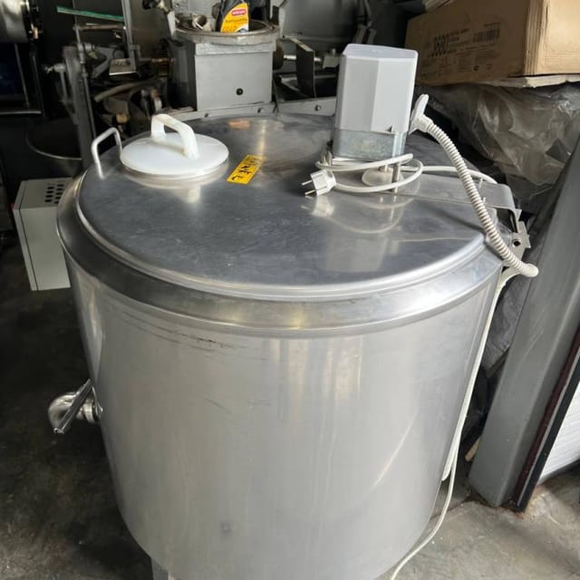 Танк охладитель  Frigomilk 200л инв.12790