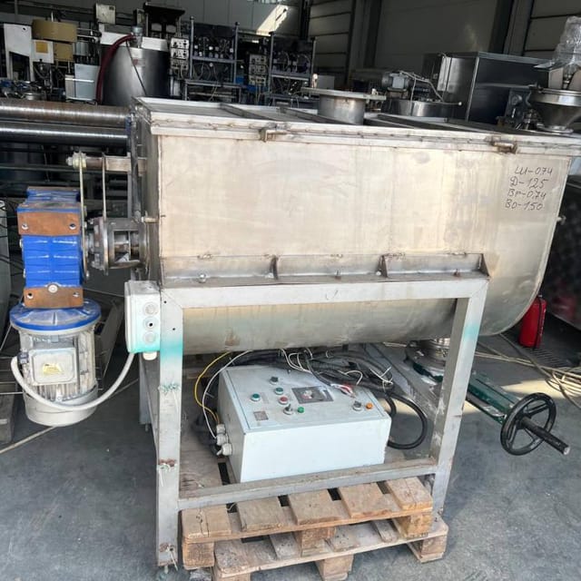 Смеситель 600л инв.12793