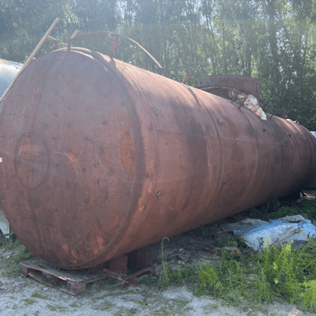 Емкость би-метал 63 куба инв.12951