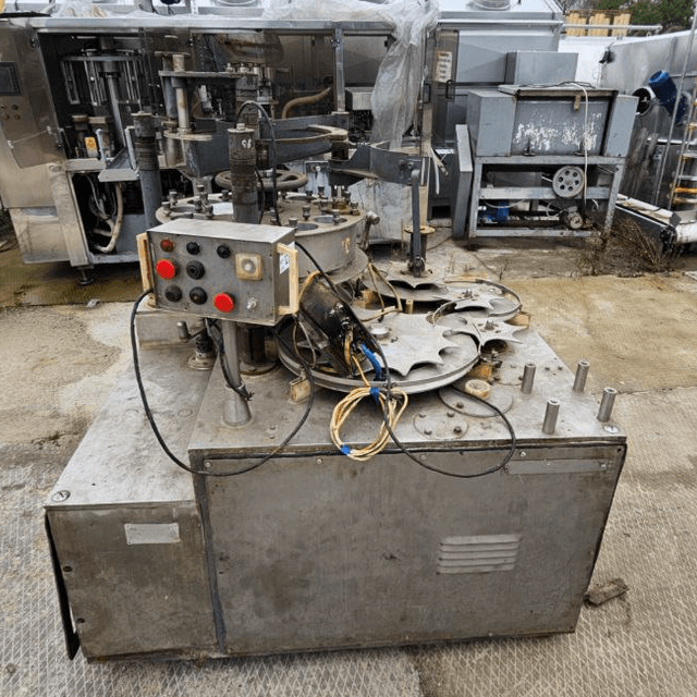 Дозатор В2-ФНА инв.12249