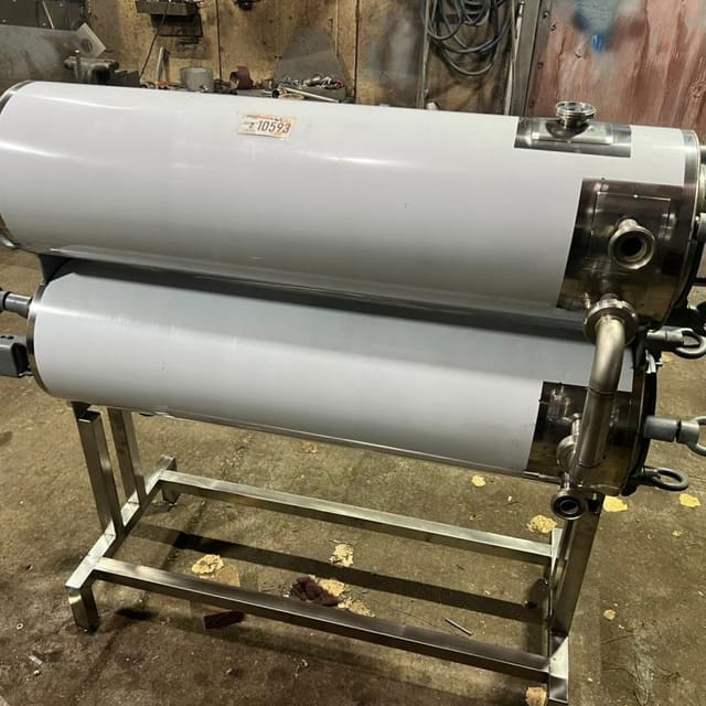 Теплообменник трубчатый Т1-ОУК -5т инв.10593