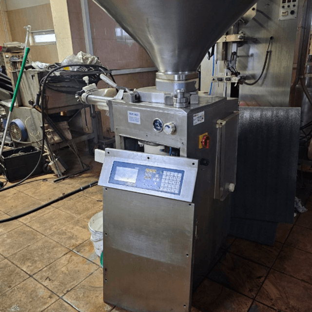 Шприц FREY F 50 с перекрутчиком инв.12214